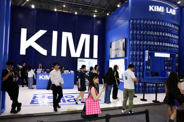China's Moonshot AI Unveils Kimi Model, Threatening America's Lead - The New York Times