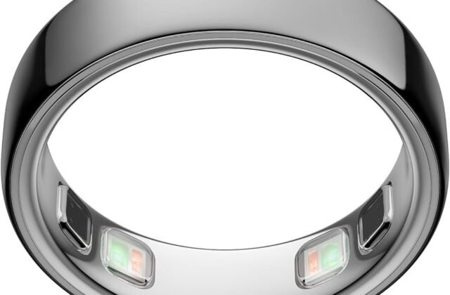 Amazon.com: Oura Ring 5 - Silver - Size 8 - World's Smallest Smart Ring - Sleep, Activity, Women's Health, AI Advisor, 1 Week of Battery Life, Size Before You Buy, Android & iOS Compatible : Electronics