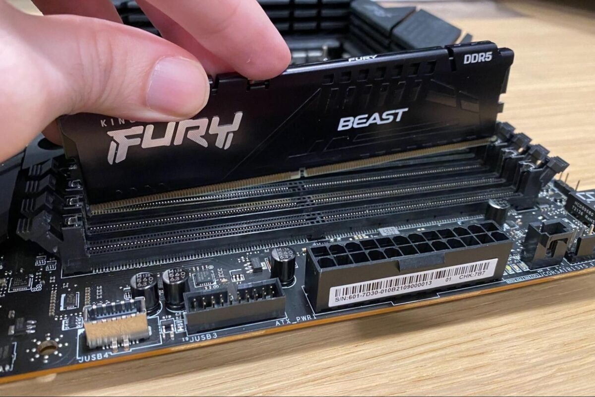 RAM thieves in China jailed after looting a string of eSport hotels — stole 16 sticks worth $2,000 in 'frenzied hotel room-dismantling' | Tom's Hardware