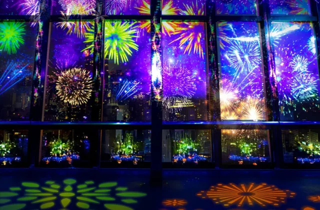 Tokyo Tower turns its observatory into a summer fireworks fantasy | Zippi Japan