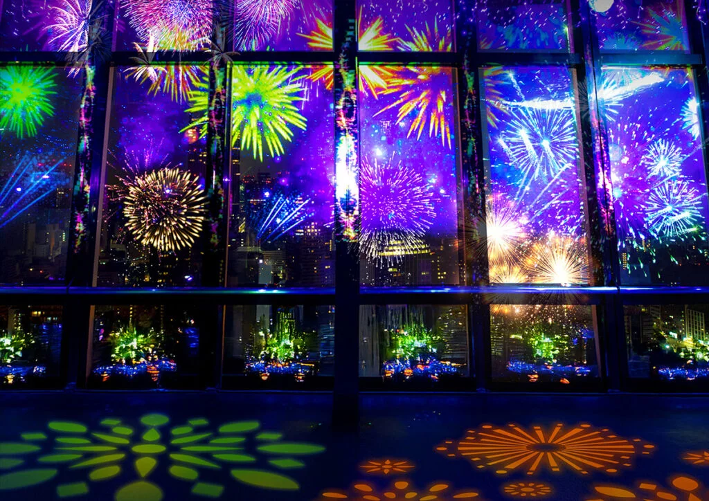 Tokyo Tower turns its observatory into a summer fireworks fantasy | Zippi Japan