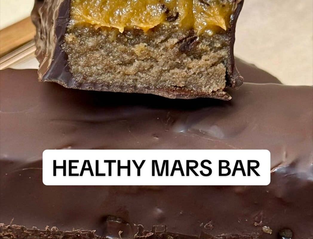 Wow look at the size of this 35 year old Mars Bar! #mars #vintage #hoa... | TikTok