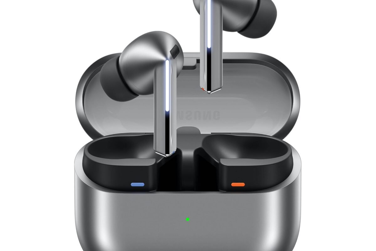 Amazon.com: Samsung Galaxy Buds 3 Pro AI True Wireless Bluetooth Earbuds, Noise Cancelling, Sound Optimization, Redesigned Comfort Fit, Silver [US Version, Amazon Exclusive, 2Yr Warranty] : Cell Phones & Accessories