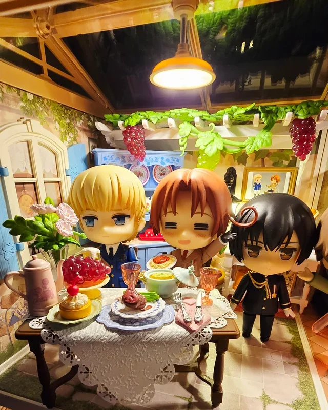 My Nendoroid Display! : r/Nendoroid