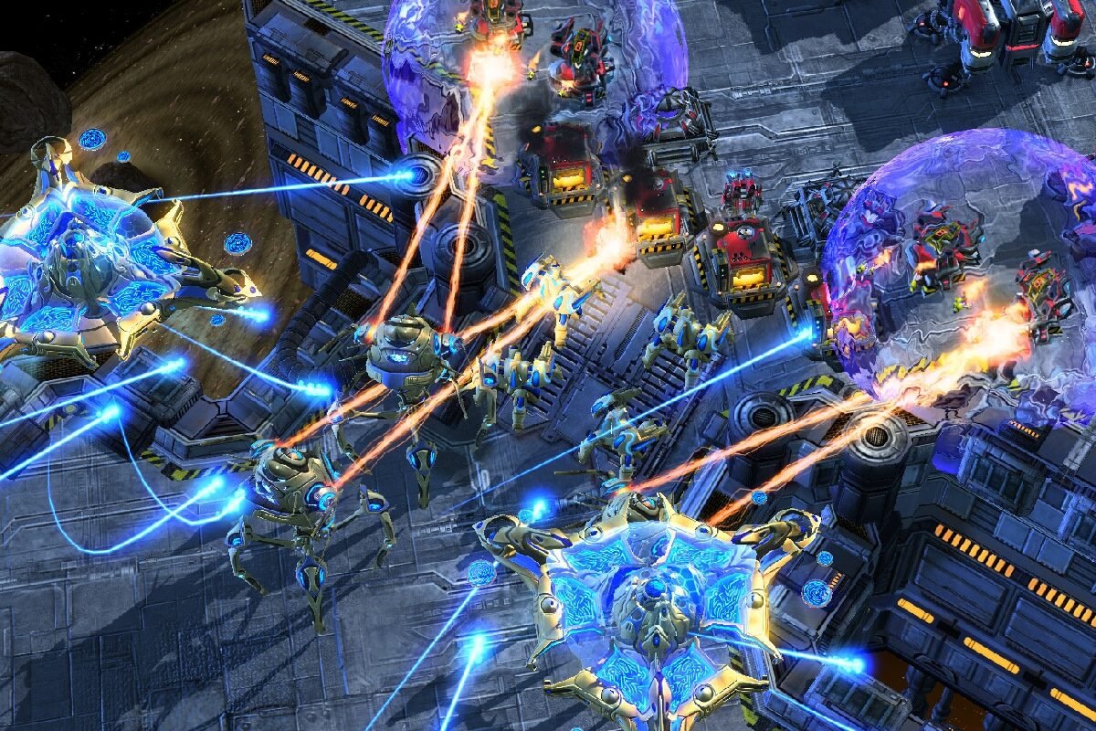 The Starcraft 2 official site has hilariously old screenshots : r/starcraft