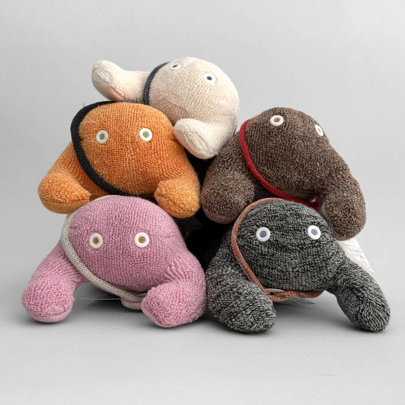 Kutsushita-jin (Sock People) mix brown | KONTEX – ZAKKAsine