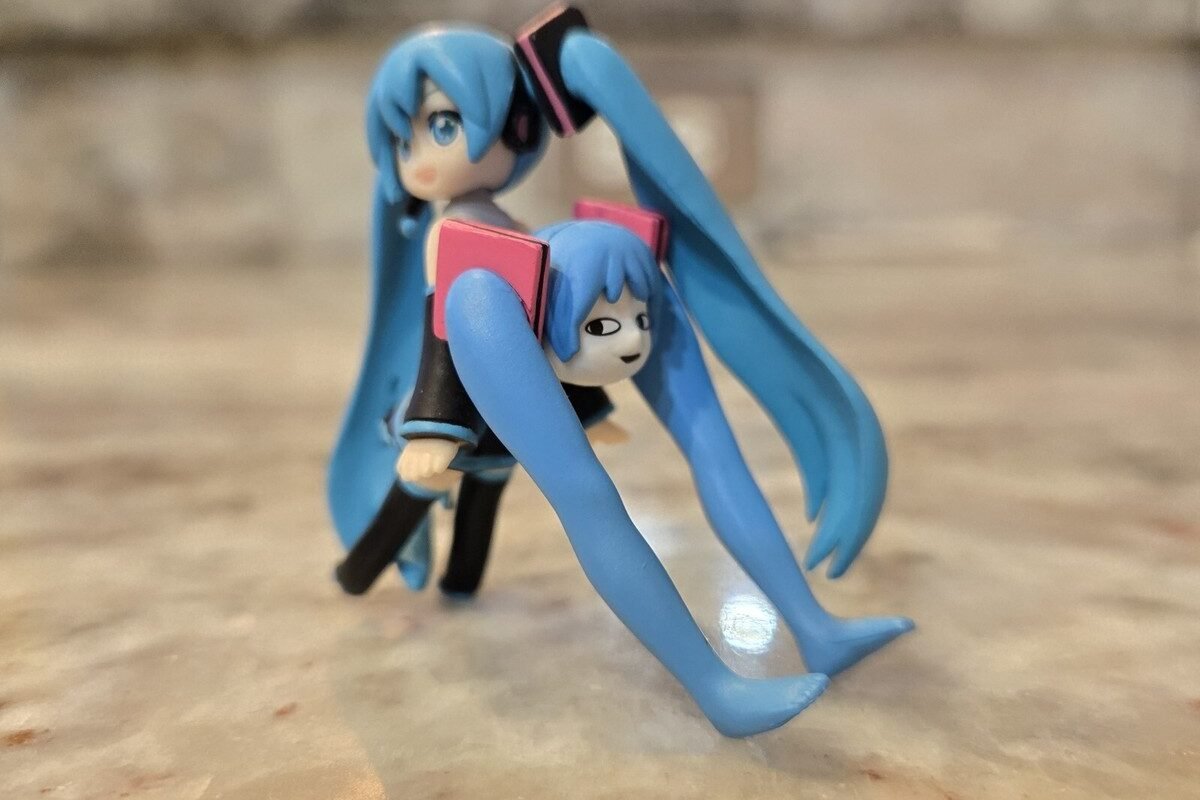 Hatsune Miku x SHITEYANYO Mini Mini Miku Figure (Taito) - VERY RARE