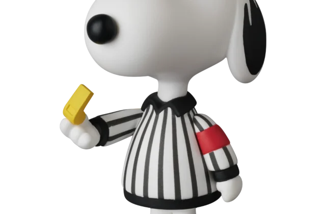 UDF PEANUTS SERIES 20 Referee Snoopy《Scheduled to be released in March 2027》 | MEDICOM TOY OFFICIAL STORE