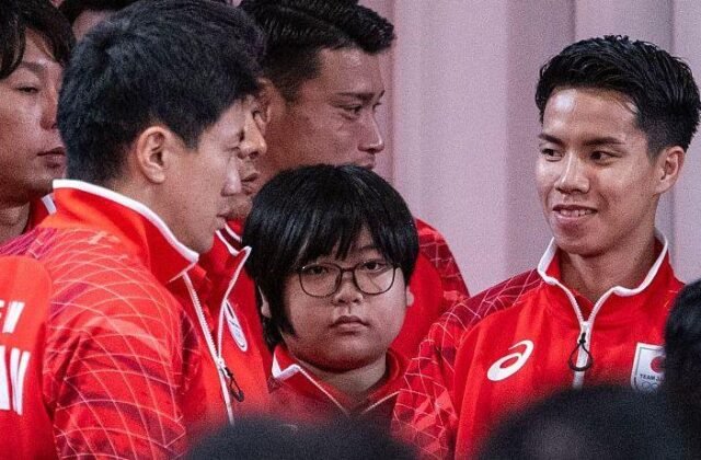 Asian Games: eSports star Yuki Kurihara, 11, aims to become youngest medallist - BBC Sport