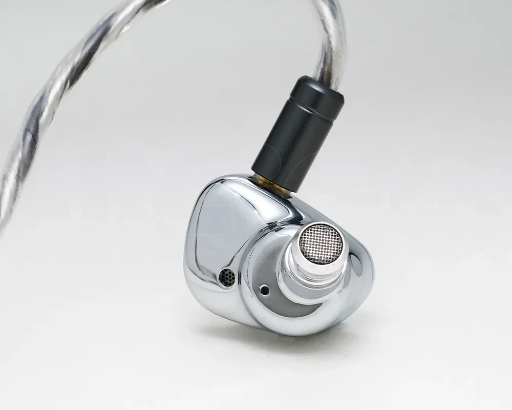 JUZEAR POISE Series Nimbus Warm-Balanced Single Dynamic Driver In-Ear – Juzear