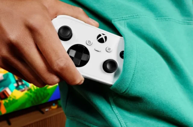 Xbox Introduces New Pocket-Size Nano Controller - CNET