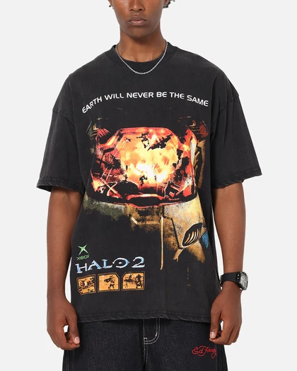 73Studio X Halo Halo 2 Masterchief Vintage T-Shirt Off Black | Culture Kings US
