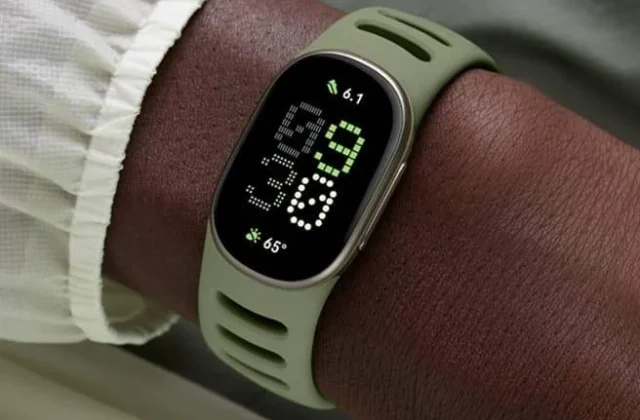 Google Fitbit Edge: Advanced Health & Fitness Tracker